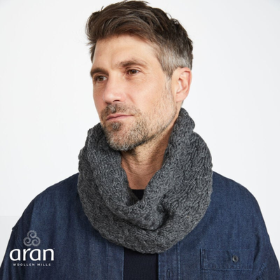 Aran Woollen Mills Unisex Super Soft Merino Wool Infinity Cabled Scarf In Dark Grey